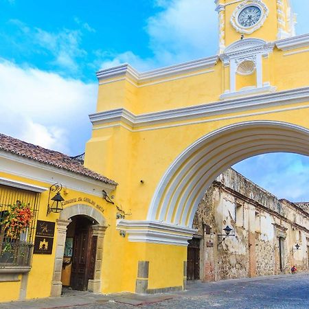Hotel Convento Santa Catalina By Ahs Antigua Bagian luar foto