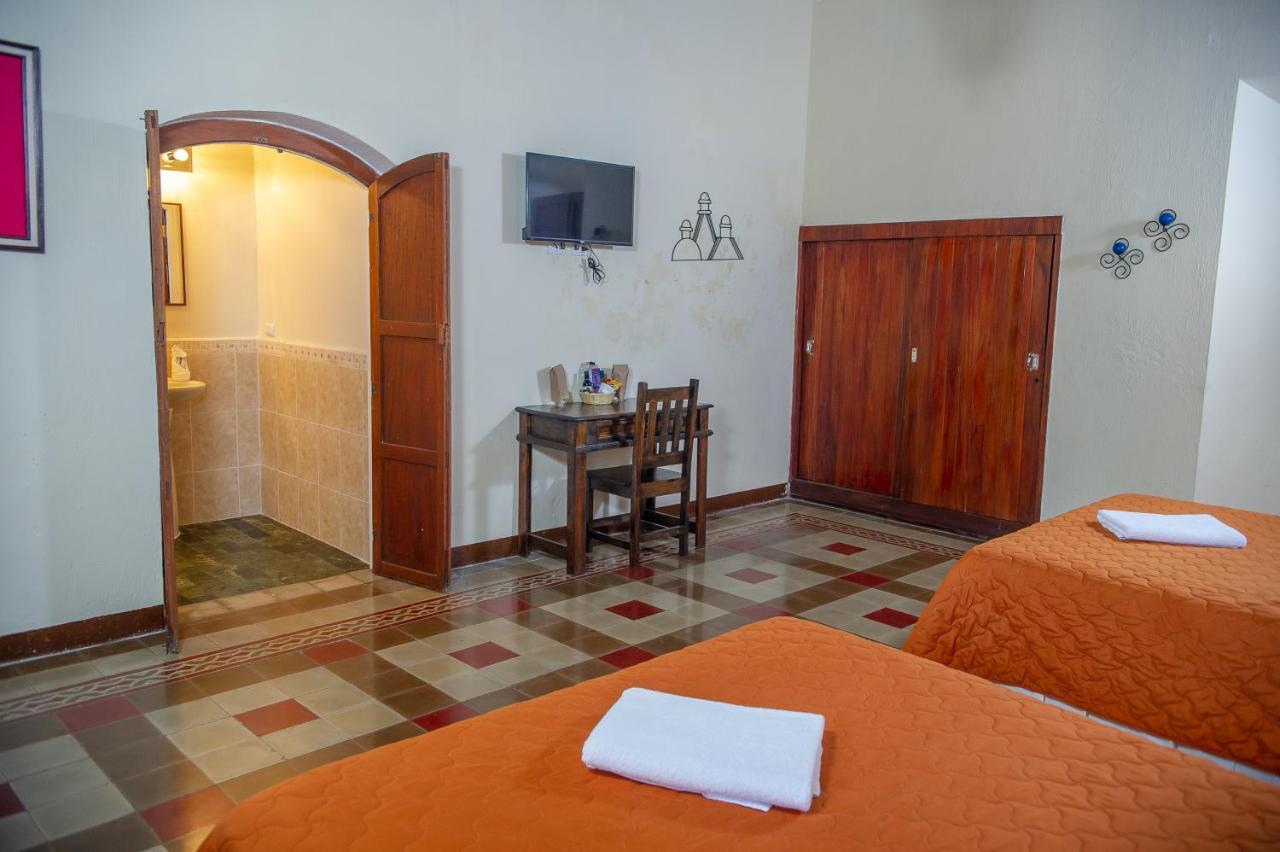 Hotel Convento Santa Catalina By Ahs Antigua Bagian luar foto