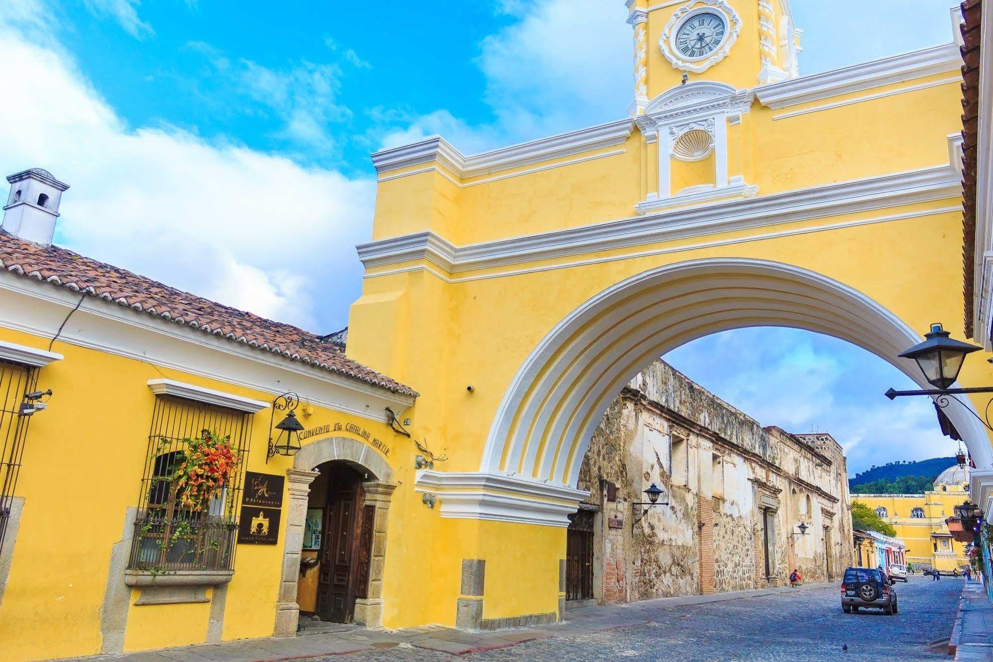Hotel Convento Santa Catalina By Ahs Antigua Bagian luar foto