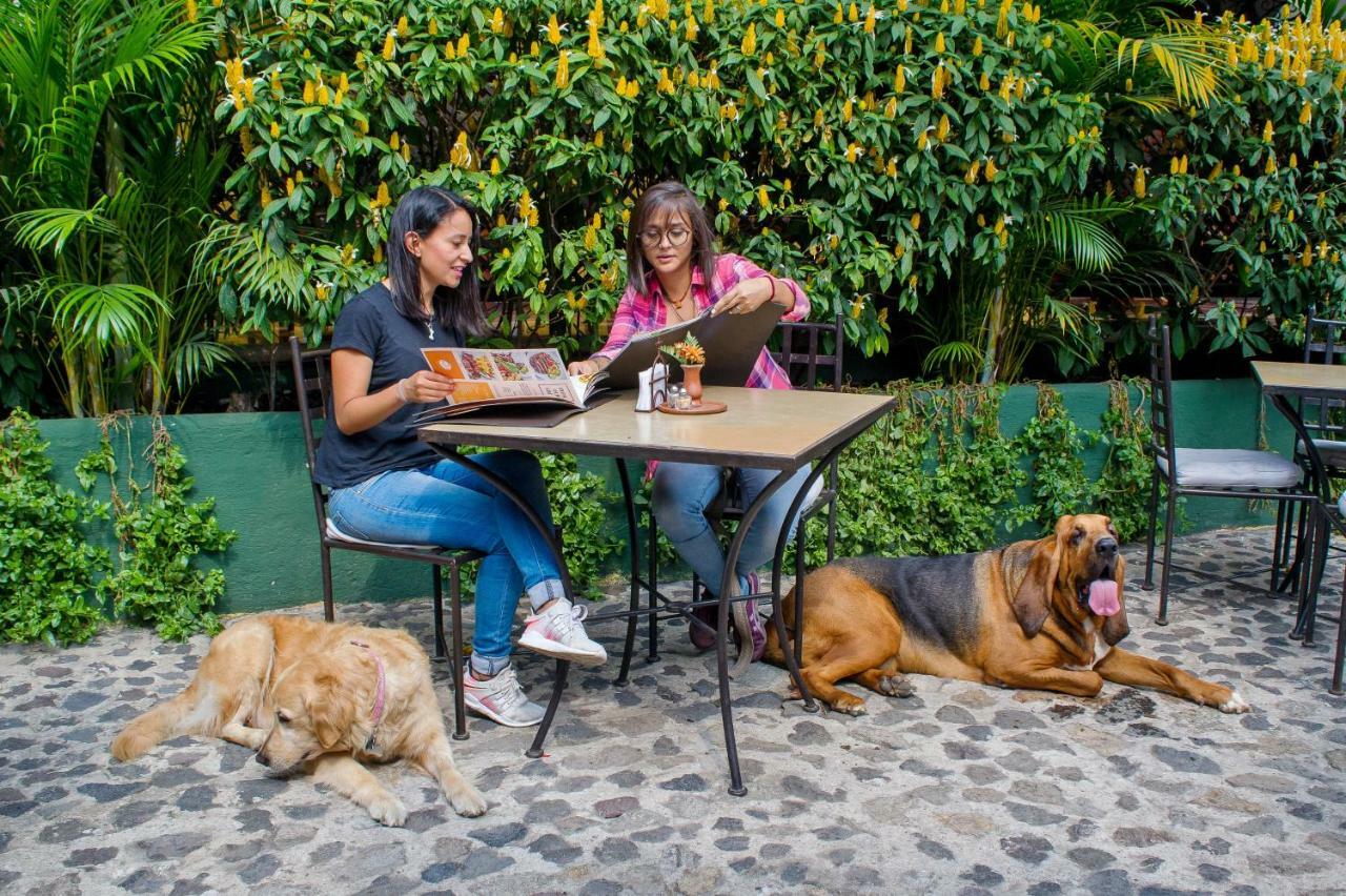 Hotel Convento Santa Catalina By Ahs Antigua Bagian luar foto
